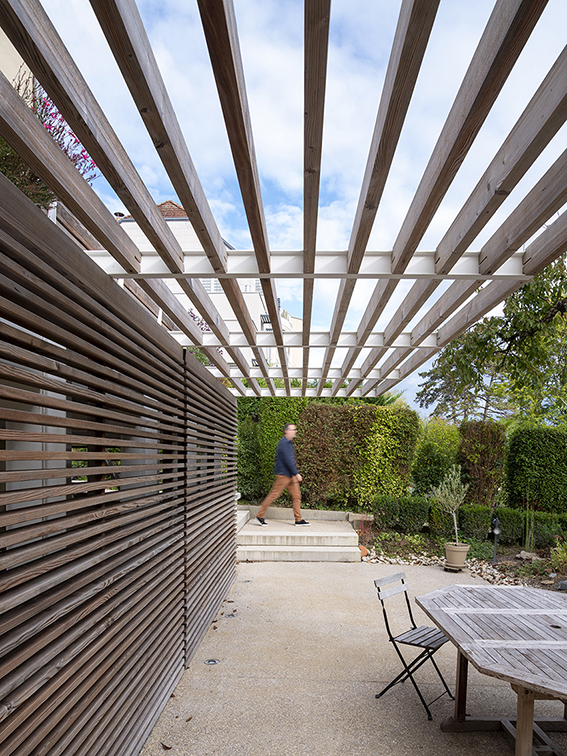 Restructuration d'une maison de ville & création de terrasses / NLM