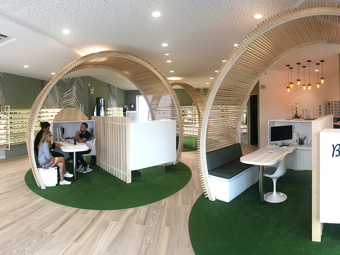 Impossible de résumer 14 ans de travail, de projets, d’expériences, de partages, de satisfactions, mais aussi de doutes, de coups de cœur et de coups de gueule… 14 années résumées en une sélection concentrée de 14 projets !