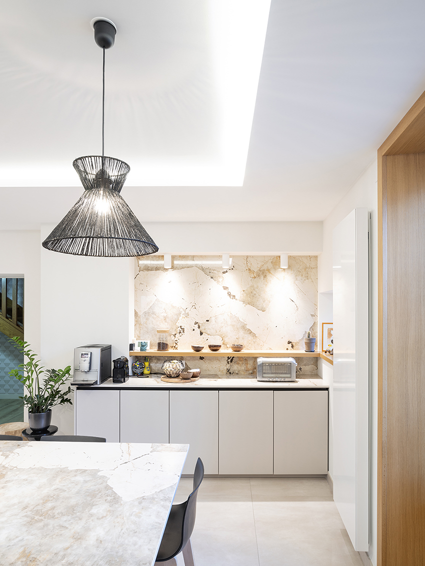 Restructuration d'une maison de ville & création de terrasses / NLM