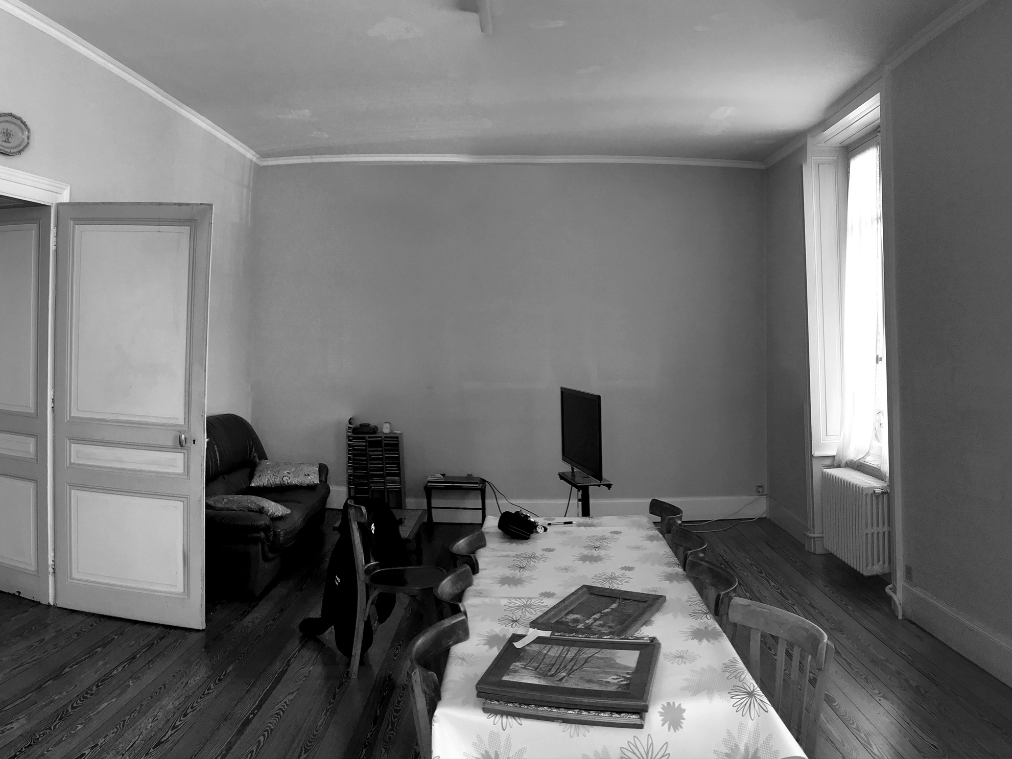 Restructuration complèt d'une maison de ville / GBMJG