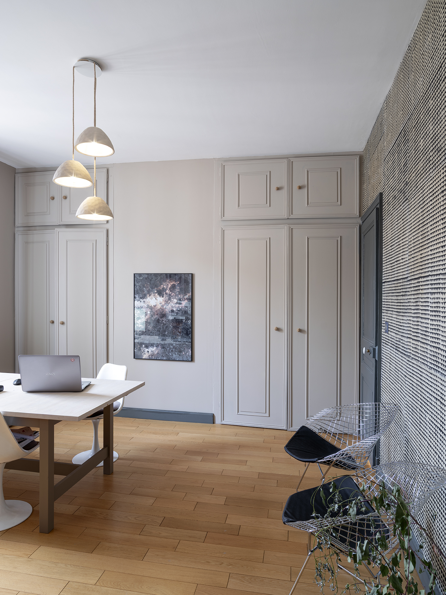 Restructuration complèt d'une maison de ville / GBMJG