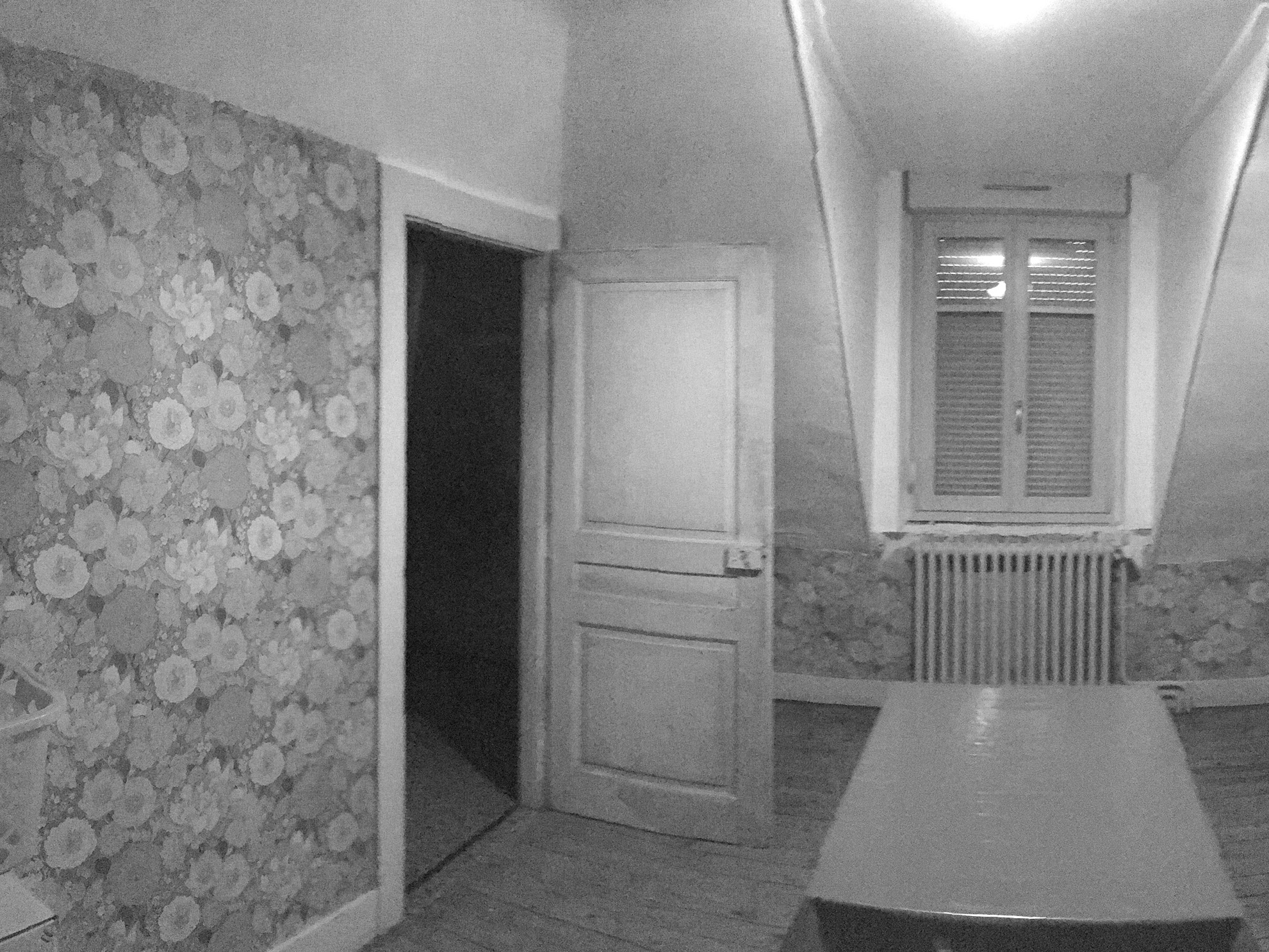 Restructuration complèt d'une maison de ville / GBMJG