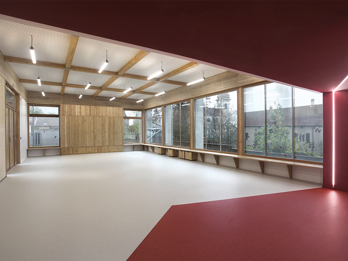 Impossible de résumer 14 ans de travail, de projets, d’expériences, de partages, de satisfactions, mais aussi de doutes, de coups de cœur et de coups de gueule… 14 années résumées en une sélection concentrée de 14 projets !