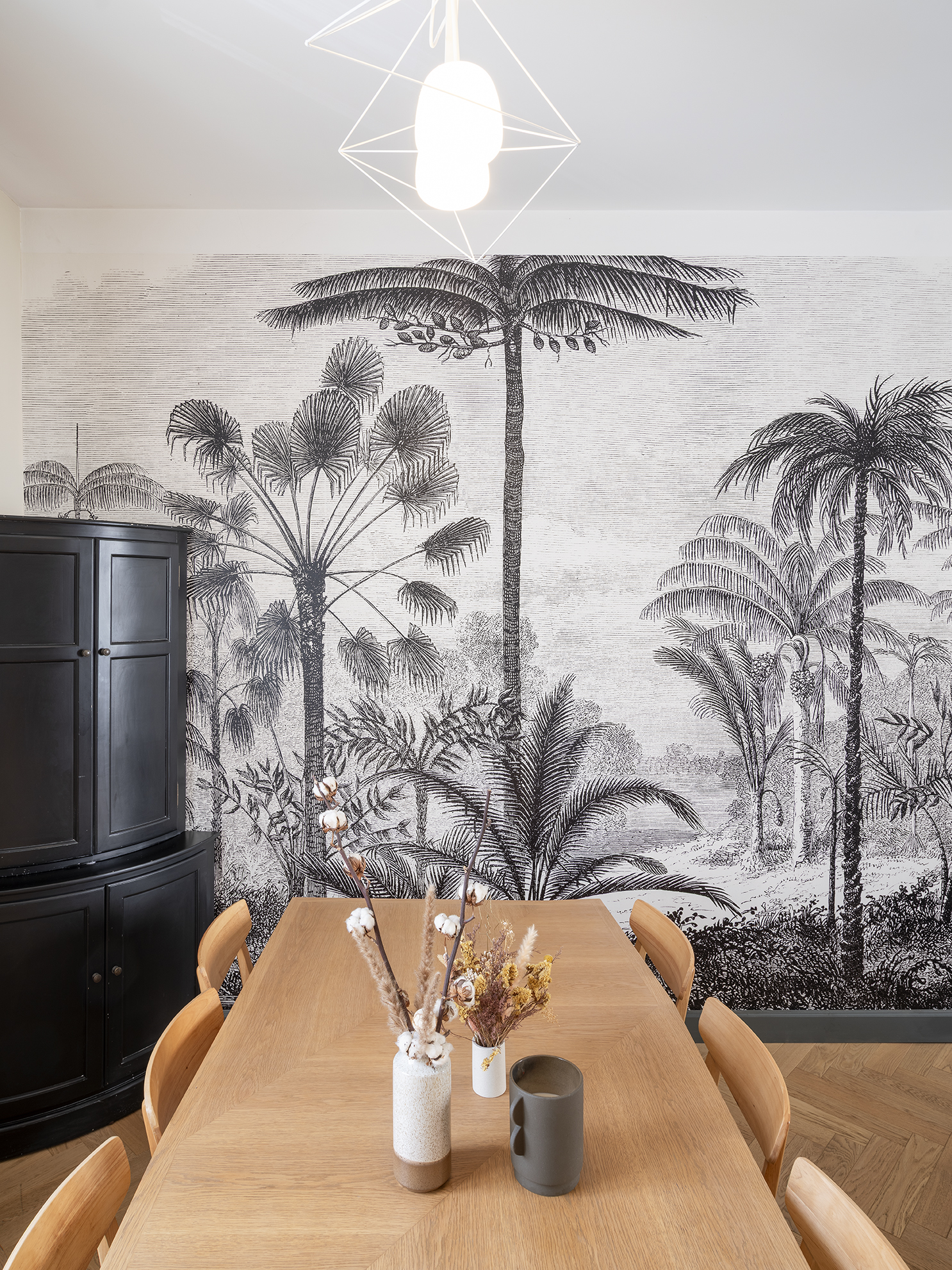 Restructuration complèt d'une maison de ville / GBMJG